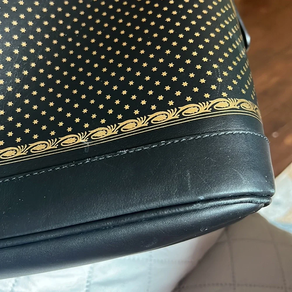 Gucci compact backpack